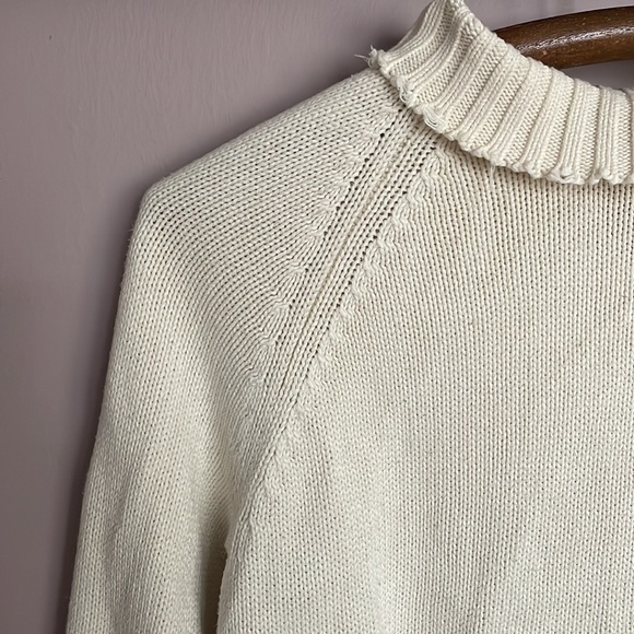 Lands’ End Vintage Cream Sweater - Picture 2 of 5